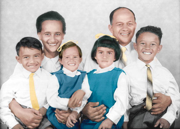 precious family photo restored and recoloured